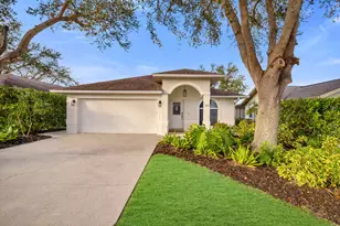 707 96th Ave N, Naples, FL 34108 - Photo 1
