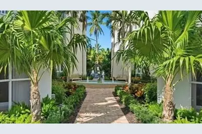 1300 Gulf Shore Boulevard N #603, Naples, FL 34102 - Photo 1
