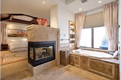 [Address not provided], Aspen, CO 81611 - Photo 4