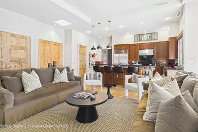 501 Rio Grande Place #Unit 204, Aspen, CO 81611 - Photo 4