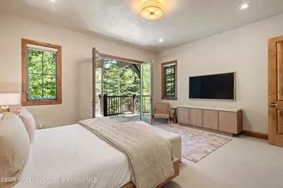 64 Prospector Road #Unit 7, Aspen, CO 81611 - Photo 26