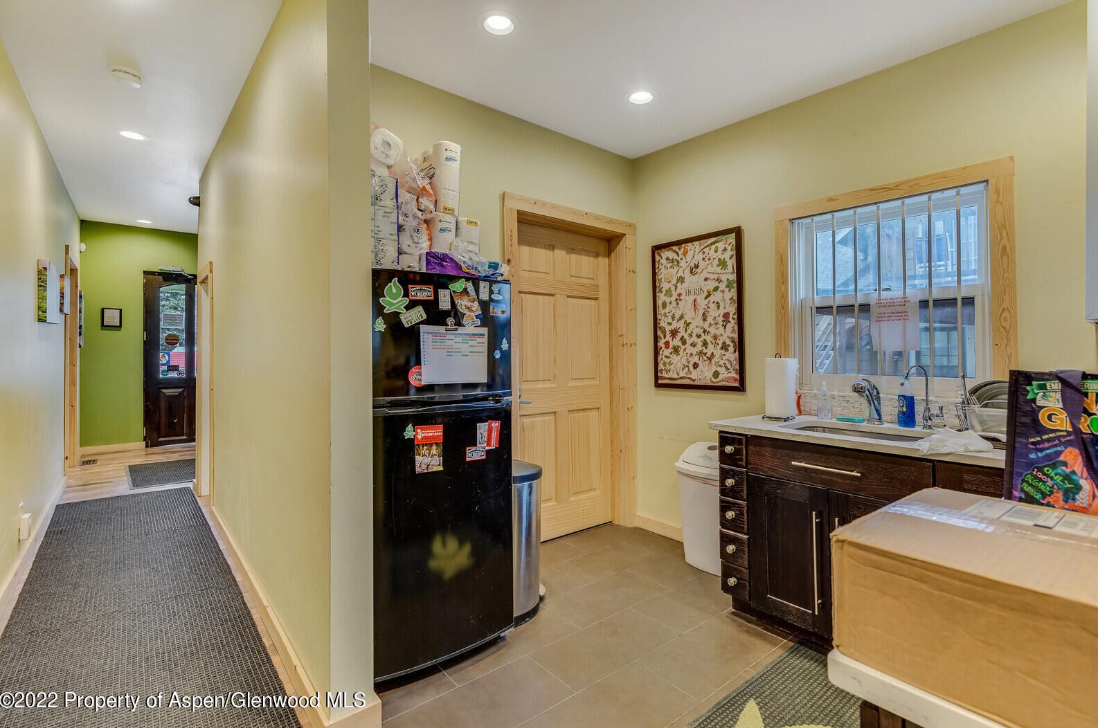 1030 Grand Ave, Glenwood CO 81601-3801 exterior