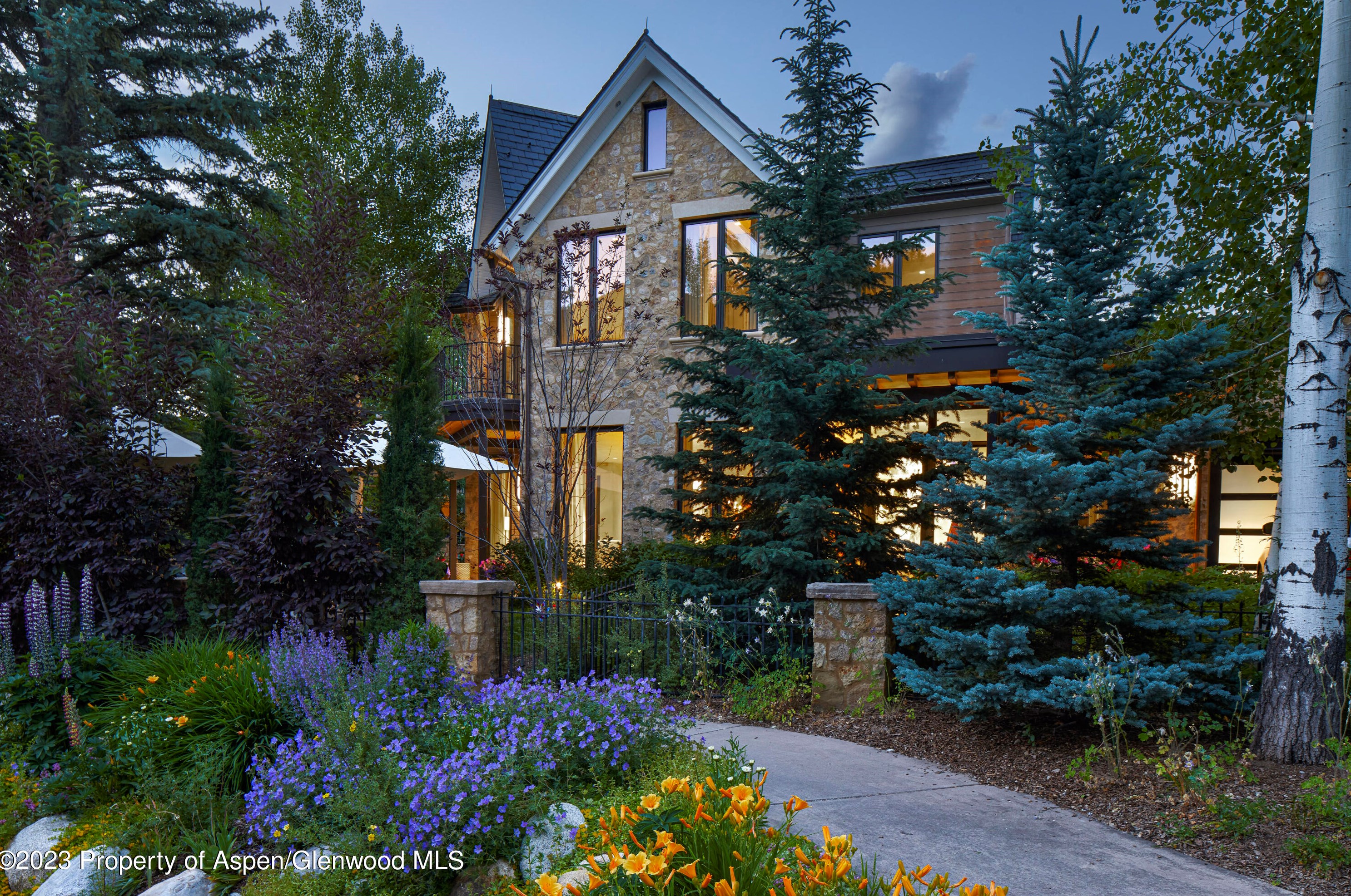 302 Park Ave, Aspen, CO 81611-2464