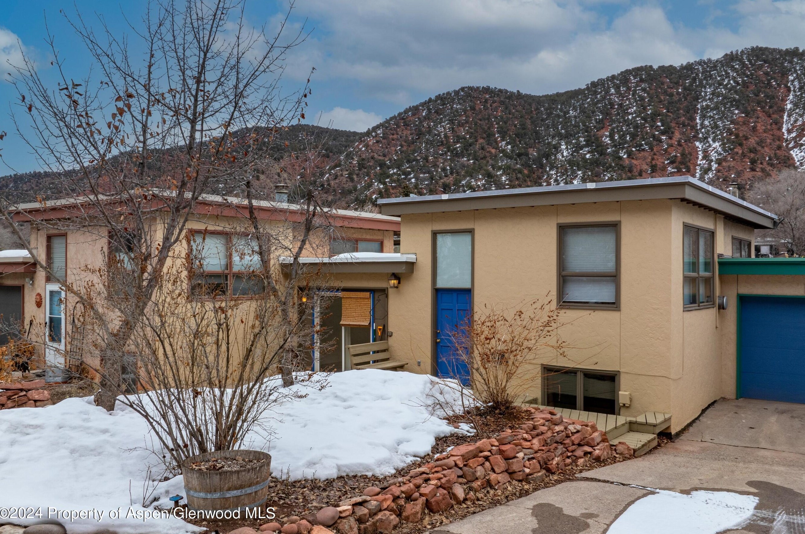 3104 Hager Ln, Glenwood, CO 81601-4077