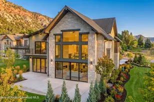 589 Saddleback Rd, Carbondale, CO 81623 - Photo 2