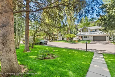 406 W Smuggler Street, Aspen, CO 81611 - Photo 42