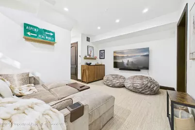 910 E Cooper Avenue, Aspen, CO 81611 - Photo 22