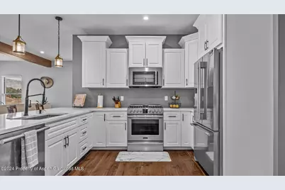 276 Blackhawk Drive, New Castle, CO 81647 - Photo 12