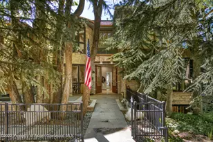 736 W Smuggler St, Aspen, CO 81611 - Photo 2