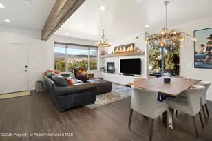 236 Paintbrush Wy, Glenwood Springs, CO 81601 - Photo 2