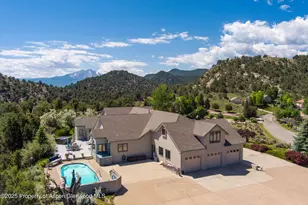 175 Dolores Cir, Glenwood Springs, CO 81601 - Photo 2