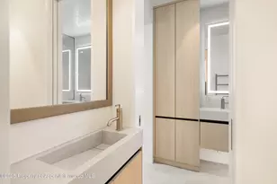 211 W Main St, Aspen, CO 81611 - Photo 22