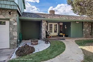 172 Sunny Acres Rd, Glenwood Springs, CO 81601 - Photo 2