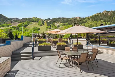 301 E Hyman Avenue #207, Weeks 35,36,48, Aspen, CO 81611 - Photo 8