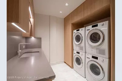 227 E Main Street, Aspen, CO 81611 - Photo 42