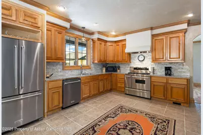 2687 Fairview Heights Court, Rifle, CO 81650 - Photo 10