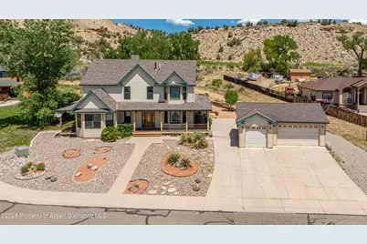 2687 Fairview Heights Court, Rifle, CO 81650 - Photo 2