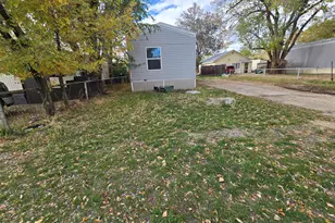 348 Rose St, Craig, CO 81625 - Photo 2