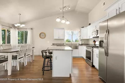 325 SE Cobblestone Court, Cedaredge, CO 81413 - Photo 8