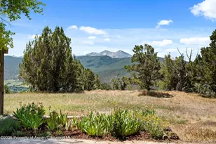 14 Fender Ln, Carbondale, CO 81623 - Photo 2