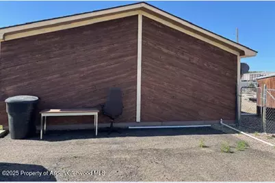 1598 N Yampa Avenue, Craig, CO 81625 - Photo 2