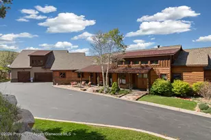 1204 Huebinger Dr, Glenwood Springs, CO 81601 - Photo 2