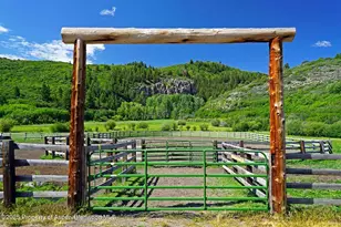 2650 Sweetwater Rd, Gypsum, CO 81637 - Photo 18