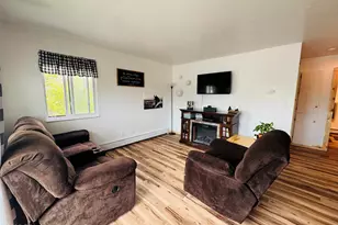 410 Market St, Meeker, CO 81641 - Photo 2