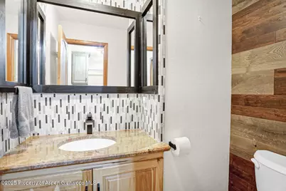 997 E 10th Street, Craig, CO 81625 - Photo 14