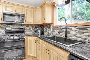 997 E 10th St, Craig, CO 81625 - Photo 12