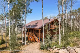 943 Routt Forest Dr, Craig, CO 81625 - Photo 4