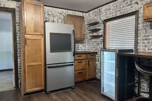 717 Country Club Dr, Craig, CO 81625 - Photo 4