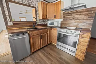 717 Country Club Dr, Craig, CO 81625 - Photo 6