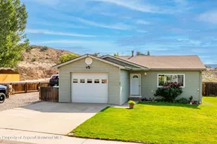 434 Kim Dr, Silt, CO 81652 - Photo 2