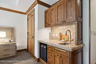 415 E Dean St Unit 22 Week 6, Aspen, CO 81611 - Photo 18