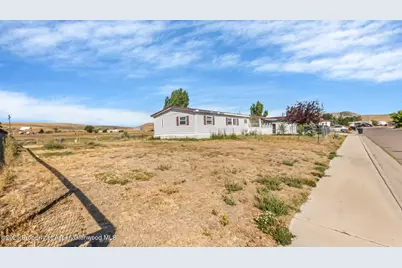 1350 Sequoia Avenue, Craig, CO 81625 - Photo 4