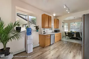 1122 Westlook Dr, Glenwood Springs, CO 81601 - Photo 10