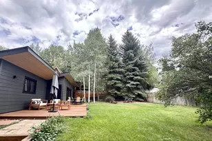 548 5 Spruce St, Aspen, CO 81611 - Photo 2
