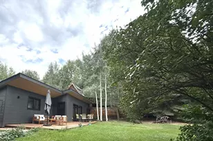 548 5 Spruce St, Aspen, CO 81611 - Photo 1