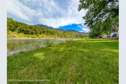 1031 Sprucewood Lane, Glenwood Springs, CO 81601 - Photo 2