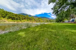 1031 Sprucewood Ln, Glenwood Springs, CO 81601 - Photo 2