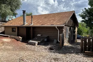 420 W 16th St, Rifle, CO 81650 - Photo 34