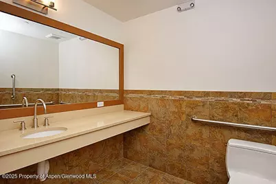 319 Main Street #202, Carbondale, CO 81623 - Photo 4