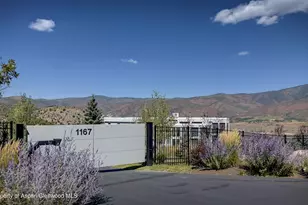 1167 Juniper Hill Rd, Aspen, CO 81611 - Photo 38