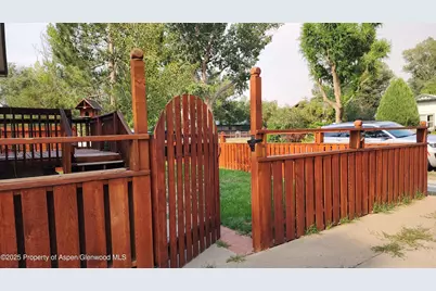 562 Rose Street, Craig, CO 81625 - Photo 10