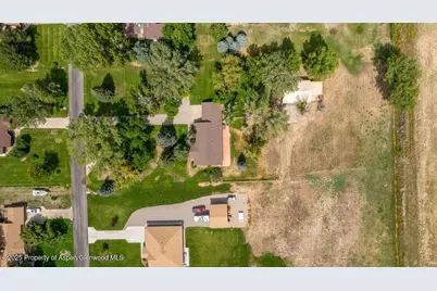 3724 County Road 214, Silt, CO 81652 - Photo 4