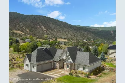 156 Dolores Circle, Glenwood Springs, CO 81601 - Photo 2