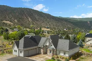 156 Dolores Cir, Glenwood Springs, CO 81601 - Photo 2