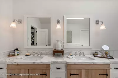 9555 Castle Creek Road, Aspen, CO 81611 - Photo 16