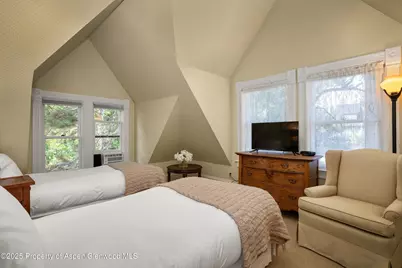 200 W Hopkins Avenue, Aspen, CO 81611 - Photo 22